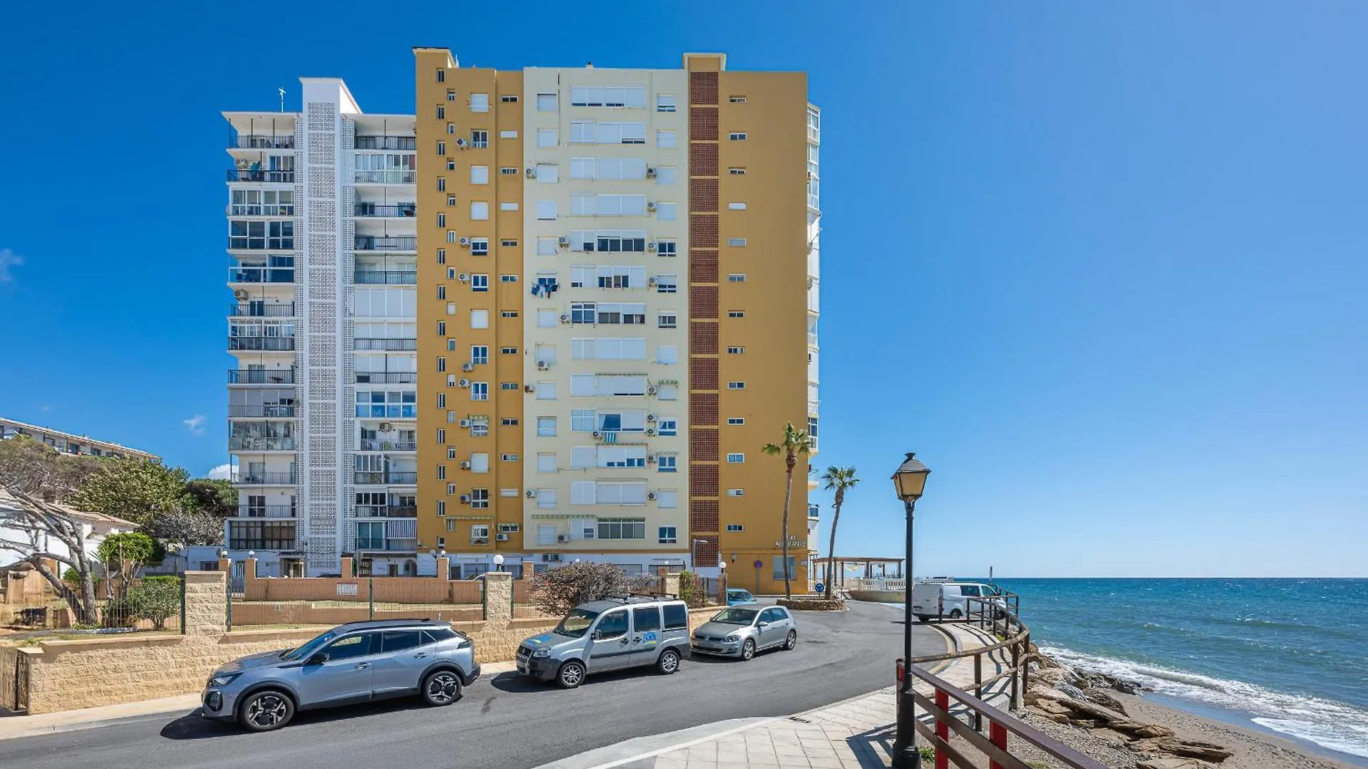 Studio Close To The Beach With Sea Views And Pool Sitio de Calahonda Apartment