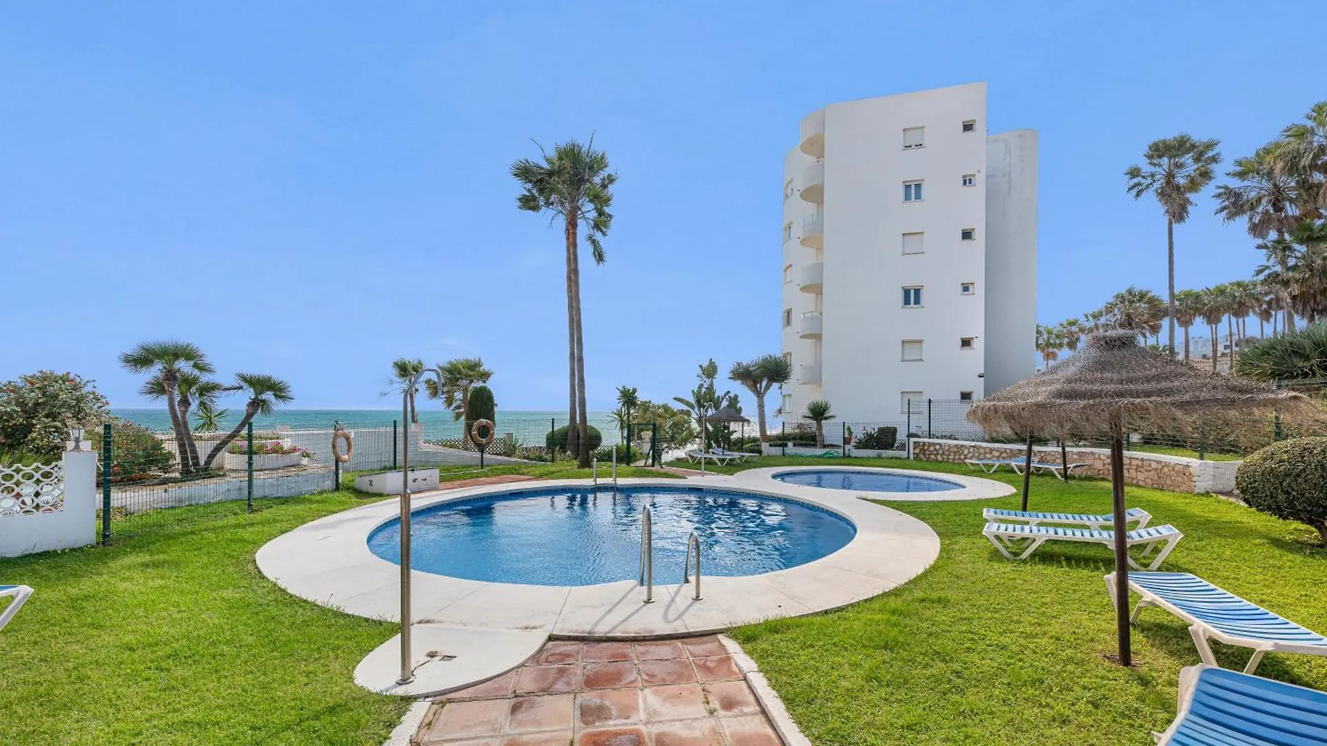 Apartment Studio Close To The Beach With Sea Views And Pool Sitio de Calahonda