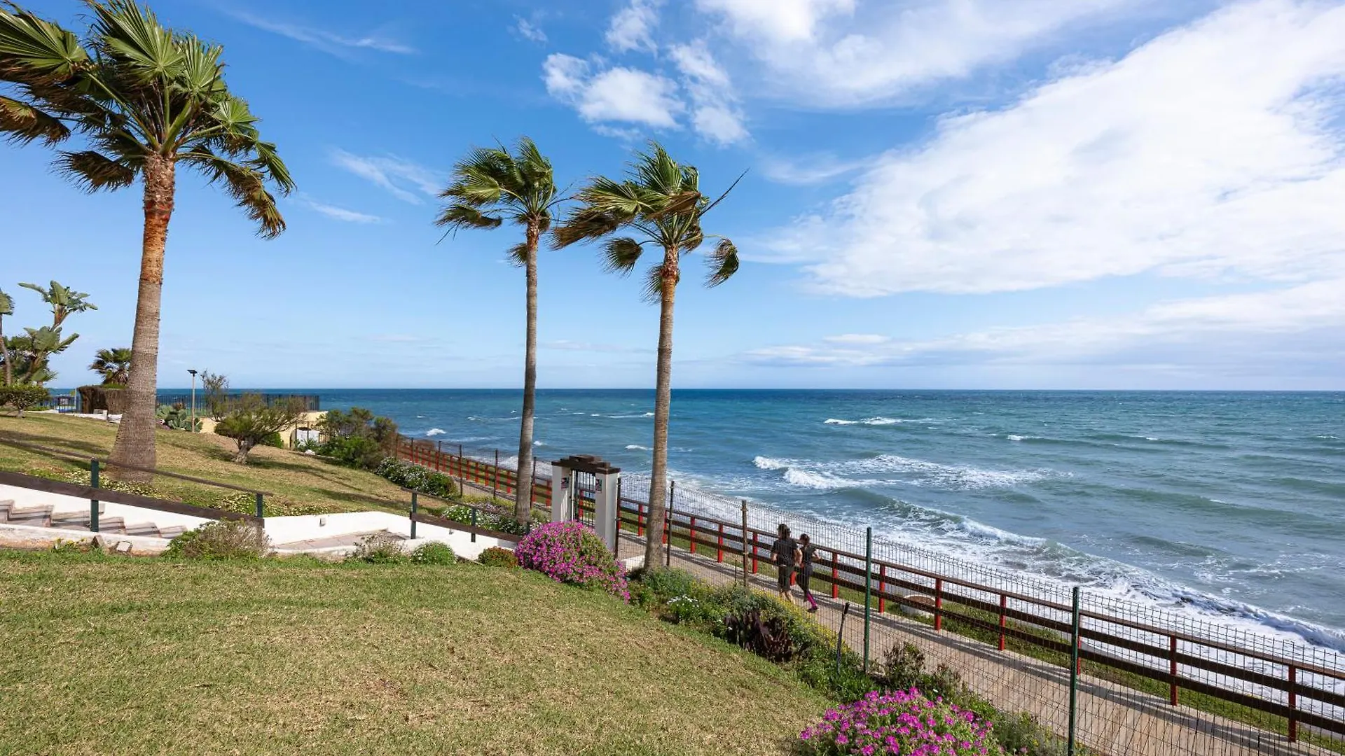 Apartment Studio Close To The Beach With Sea Views And Pool Sitio de Calahonda
