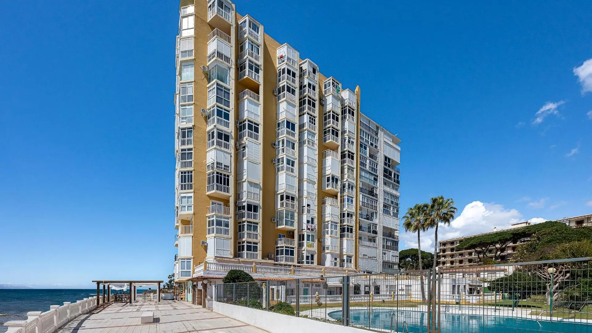 Apartment Studio Close To The Beach With Sea Views And Pool Sitio de Calahonda